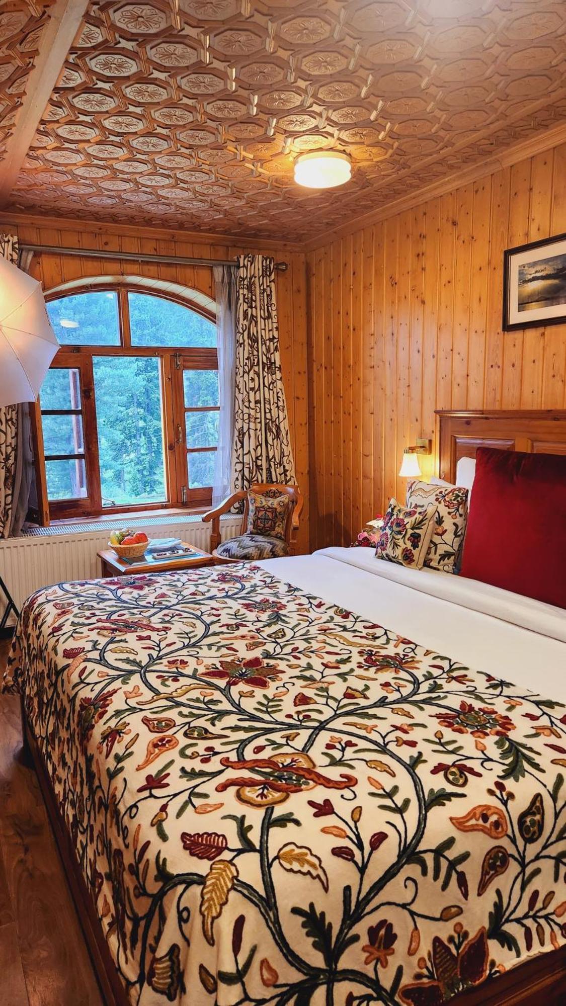 Shaw Inn By Stay Pattern غولمارغ المظهر الخارجي الصورة