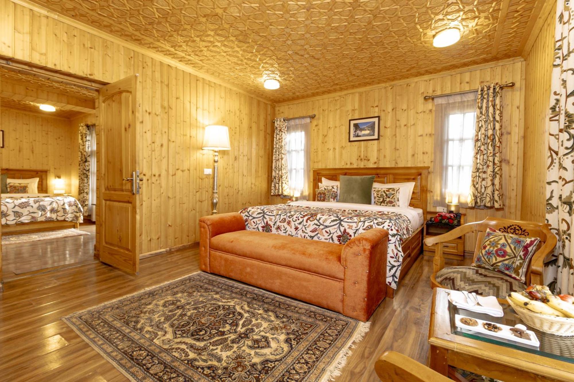 Shaw Inn By Stay Pattern غولمارغ المظهر الخارجي الصورة