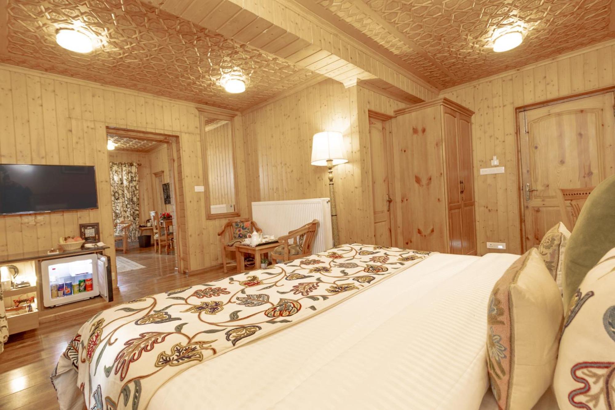 Shaw Inn By Stay Pattern غولمارغ المظهر الخارجي الصورة