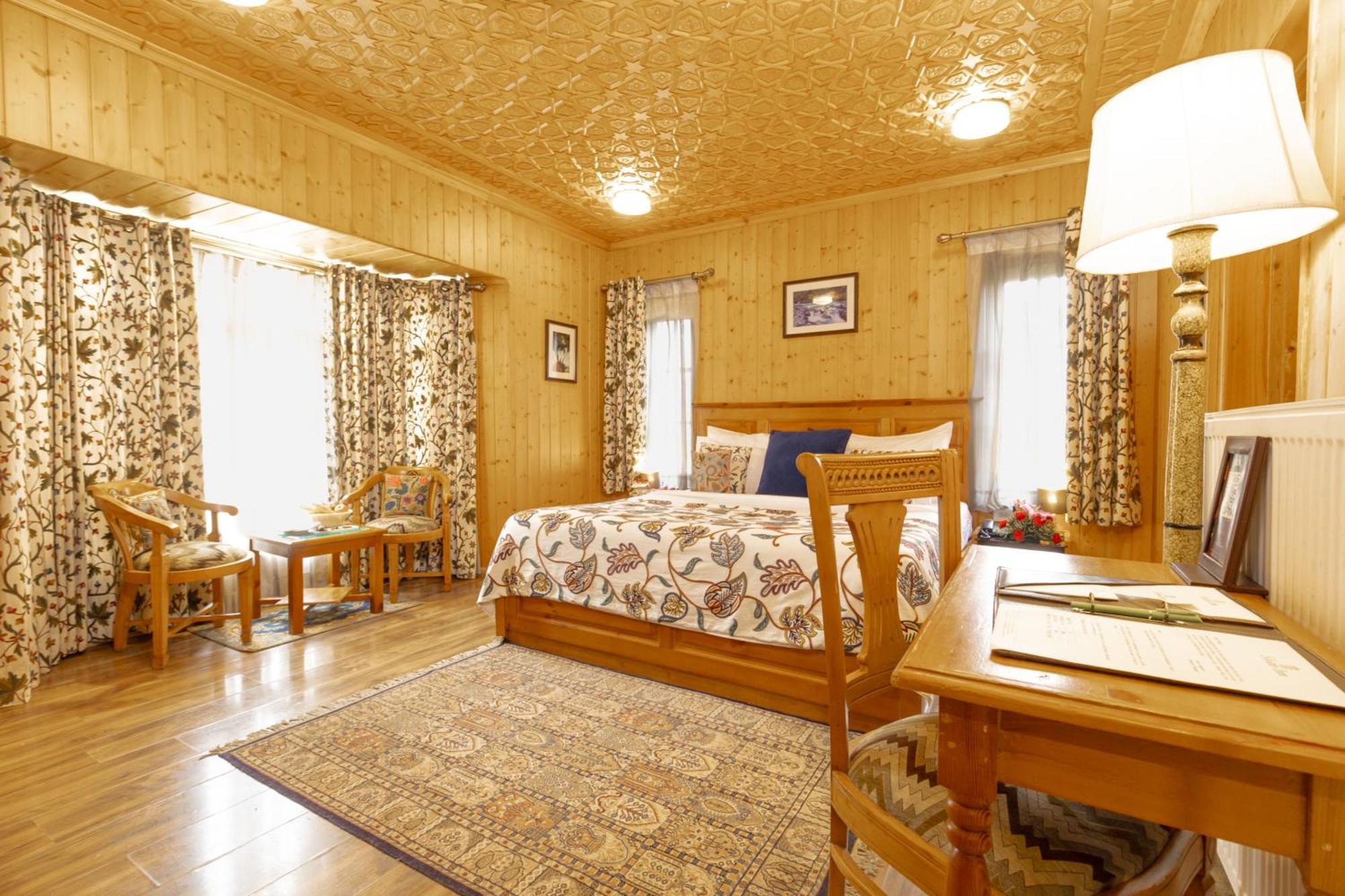 Shaw Inn By Stay Pattern غولمارغ المظهر الخارجي الصورة